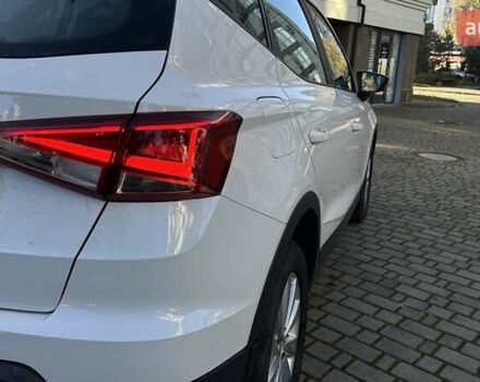 Білий Сеат Arona, об'ємом двигуна 1 л та пробігом 161 тис. км за 9950 $, фото 14 на Automoto.ua