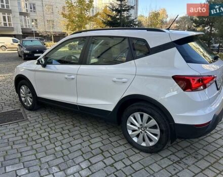 Білий Сеат Arona, об'ємом двигуна 1 л та пробігом 161 тис. км за 9950 $, фото 12 на Automoto.ua