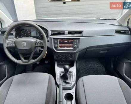 Білий Сеат Arona, об'ємом двигуна 1 л та пробігом 190 тис. км за 9900 $, фото 8 на Automoto.ua