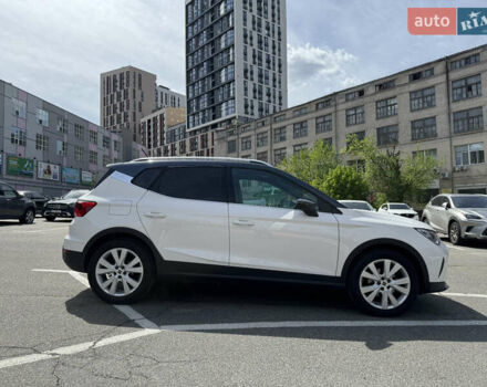 Белый Сеат Arona, объемом двигателя 1.6 л и пробегом 15 тыс. км за 23200 $, фото 1 на Automoto.ua