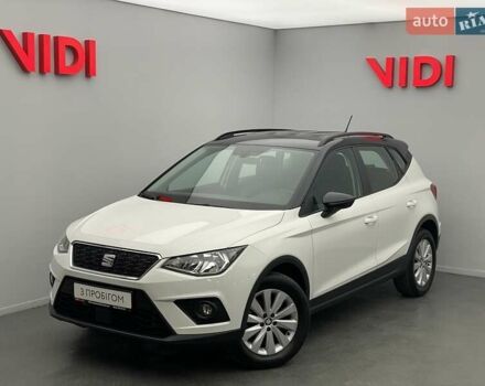 Белый Сеат Arona, объемом двигателя 1 л и пробегом 58 тыс. км за 16786 $, фото 1 на Automoto.ua