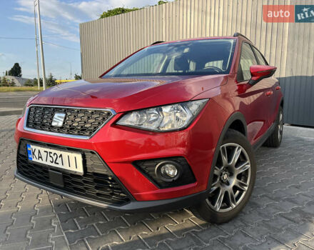 Красный Сеат Arona, объемом двигателя 1 л и пробегом 60 тыс. км за 16500 $, фото 1 на Automoto.ua