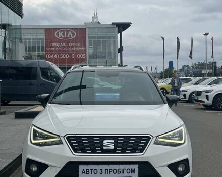 Серый Сеат Arona, объемом двигателя 1.6 л и пробегом 217 тыс. км за 12850 $, фото 2 на Automoto.ua