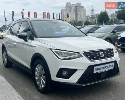 Серый Сеат Arona, объемом двигателя 1.6 л и пробегом 217 тыс. км за 12850 $, фото 3 на Automoto.ua