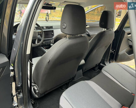 Сірий Сеат Arona, об'ємом двигуна 1 л та пробігом 37 тис. км за 14999 $, фото 32 на Automoto.ua