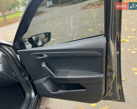 Сірий Сеат Arona, об'ємом двигуна 1 л та пробігом 37 тис. км за 14999 $, фото 40 на Automoto.ua