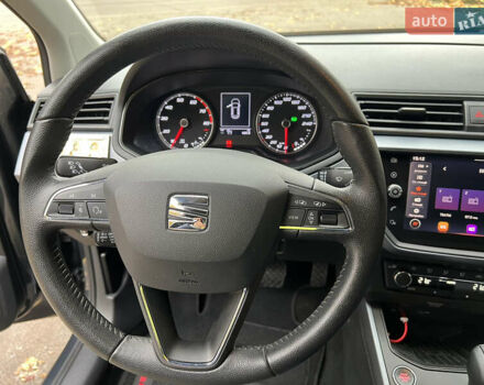 Сірий Сеат Arona, об'ємом двигуна 1 л та пробігом 37 тис. км за 14999 $, фото 28 на Automoto.ua