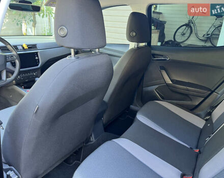 Сірий Сеат Arona, об'ємом двигуна 1 л та пробігом 37 тис. км за 14999 $, фото 33 на Automoto.ua