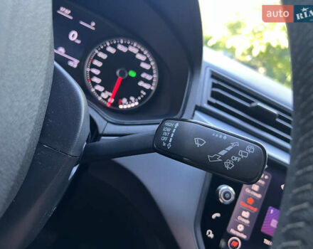 Сірий Сеат Arona, об'ємом двигуна 1 л та пробігом 37 тис. км за 14999 $, фото 29 на Automoto.ua