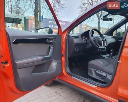 Помаранчевий Сеат Arona, об'ємом двигуна 1.5 л та пробігом 35 тис. км за 15599 $, фото 32 на Automoto.ua