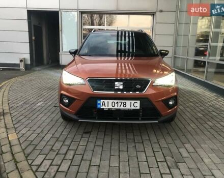 Оранжевый Сеат Arona, объемом двигателя 1 л и пробегом 80 тыс. км за 16500 $, фото 1 на Automoto.ua
