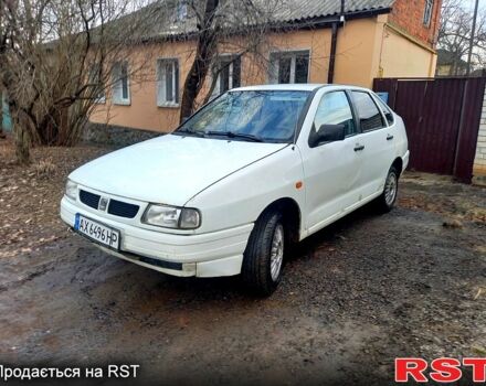 Белый Сеат Кордоба, объемом двигателя 1.6 л и пробегом 580 тыс. км за 1600 $, фото 1 на Automoto.ua