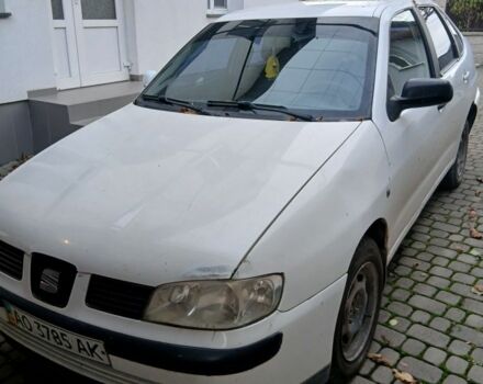 Белый Сеат Кордоба, объемом двигателя 0 л и пробегом 385 тыс. км за 2200 $, фото 1 на Automoto.ua