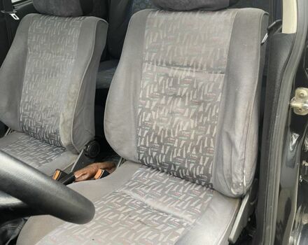 Черный Сеат Кордоба, объемом двигателя 1.6 л и пробегом 350 тыс. км за 1850 $, фото 16 на Automoto.ua