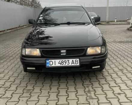 Черный Сеат Кордоба, объемом двигателя 1.6 л и пробегом 350 тыс. км за 1850 $, фото 1 на Automoto.ua