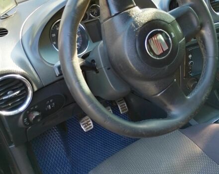 Чорний Сеат Cordoba, об'ємом двигуна 2 л та пробігом 260 тис. км за 3300 $, фото 7 на Automoto.ua