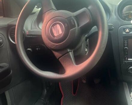 Чорний Сеат Cordoba, об'ємом двигуна 1.98 л та пробігом 175 тис. км за 2500 $, фото 4 на Automoto.ua