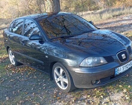Чорний Сеат Cordoba, об'ємом двигуна 2 л та пробігом 245 тис. км за 3608 $, фото 6 на Automoto.ua