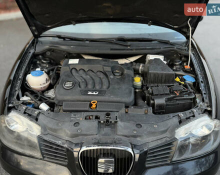 Черный Сеат Кордоба, объемом двигателя 1.98 л и пробегом 170 тыс. км за 3500 $, фото 16 на Automoto.ua