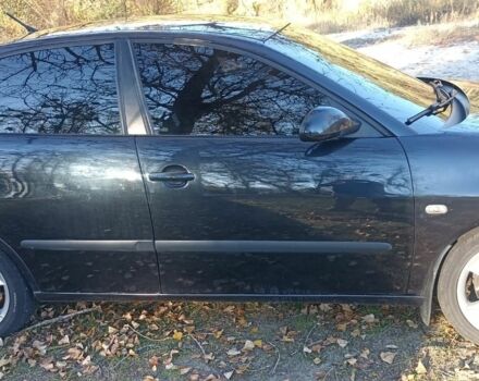 Чорний Сеат Cordoba, об'ємом двигуна 2 л та пробігом 245 тис. км за 3608 $, фото 3 на Automoto.ua