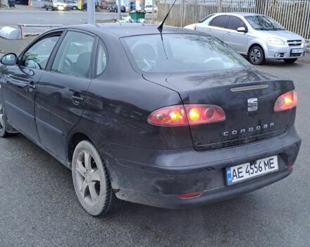 Черный Сеат Кордоба, объемом двигателя 2 л и пробегом 210 тыс. км за 3700 $, фото 3 на Automoto.ua