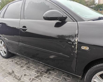 Черный Сеат Кордоба, объемом двигателя 2 л и пробегом 220 тыс. км за 3500 $, фото 5 на Automoto.ua