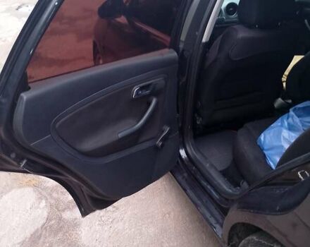 Черный Сеат Кордоба, объемом двигателя 1.98 л и пробегом 400 тыс. км за 3400 $, фото 7 на Automoto.ua