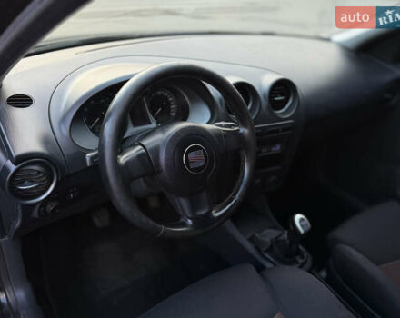 Черный Сеат Кордоба, объемом двигателя 1.98 л и пробегом 170 тыс. км за 3500 $, фото 9 на Automoto.ua