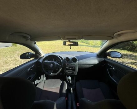 Черный Сеат Кордоба, объемом двигателя 2 л и пробегом 272 тыс. км за 3200 $, фото 7 на Automoto.ua