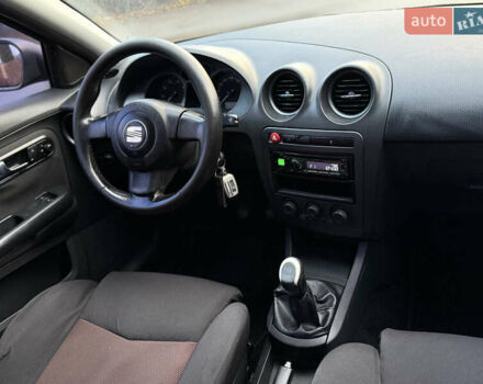 Черный Сеат Кордоба, объемом двигателя 1.98 л и пробегом 170 тыс. км за 3500 $, фото 14 на Automoto.ua