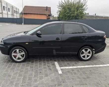 Черный Сеат Кордоба, объемом двигателя 2 л и пробегом 220 тыс. км за 3500 $, фото 1 на Automoto.ua