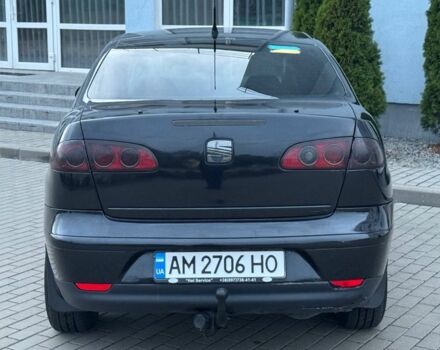 Черный Сеат Кордоба, объемом двигателя 2 л и пробегом 462 тыс. км за 2300 $, фото 7 на Automoto.ua