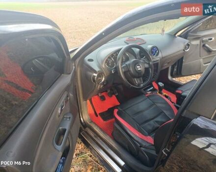 Черный Сеат Кордоба, объемом двигателя 1.98 л и пробегом 273 тыс. км за 4709 $, фото 12 на Automoto.ua