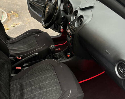 Черный Сеат Кордоба, объемом двигателя 1.98 л и пробегом 286 тыс. км за 4200 $, фото 14 на Automoto.ua