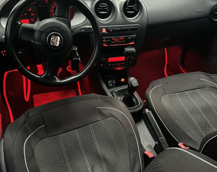 Черный Сеат Кордоба, объемом двигателя 1.98 л и пробегом 286 тыс. км за 4200 $, фото 10 на Automoto.ua