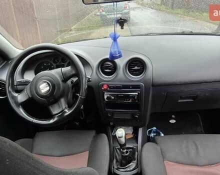 Черный Сеат Кордоба, объемом двигателя 2 л и пробегом 264 тыс. км за 3000 $, фото 9 на Automoto.ua