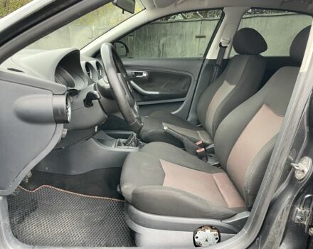 Черный Сеат Кордоба, объемом двигателя 2 л и пробегом 268 тыс. км за 3690 $, фото 10 на Automoto.ua