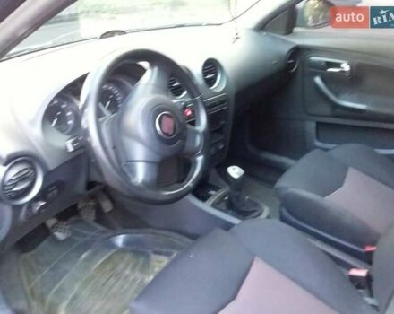 Черный Сеат Кордоба, объемом двигателя 1.98 л и пробегом 180 тыс. км за 4200 $, фото 4 на Automoto.ua