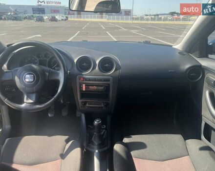 Чорний Сеат Cordoba, об'ємом двигуна 2 л та пробігом 233 тис. км за 4200 $, фото 13 на Automoto.ua