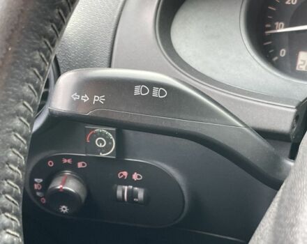 Черный Сеат Кордоба, объемом двигателя 2 л и пробегом 268 тыс. км за 3690 $, фото 16 на Automoto.ua