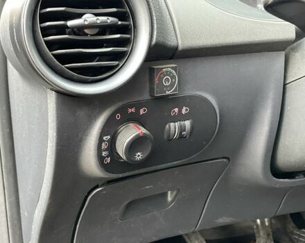 Черный Сеат Кордоба, объемом двигателя 2 л и пробегом 268 тыс. км за 3690 $, фото 18 на Automoto.ua