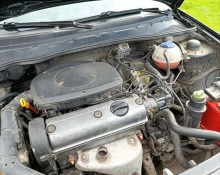 Чорний Сеат Cordoba, об'ємом двигуна 1.6 л та пробігом 380 тис. км за 2999 $, фото 9 на Automoto.ua