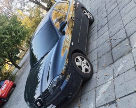 Черный Сеат Кордоба, объемом двигателя 2 л и пробегом 312 тыс. км за 5000 $, фото 1 на Automoto.ua