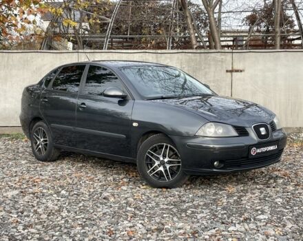 Черный Сеат Кордоба, объемом двигателя 2 л и пробегом 268 тыс. км за 3690 $, фото 1 на Automoto.ua