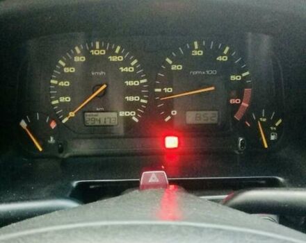 Красный Сеат Кордоба, объемом двигателя 1.4 л и пробегом 295 тыс. км за 2453 $, фото 4 на Automoto.ua