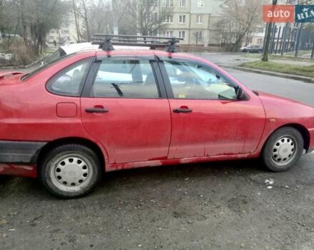 Красный Сеат Кордоба, объемом двигателя 1.4 л и пробегом 295 тыс. км за 2453 $, фото 2 на Automoto.ua