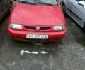 Красный Сеат Кордоба, объемом двигателя 1.4 л и пробегом 295 тыс. км за 2453 $, фото 1 на Automoto.ua