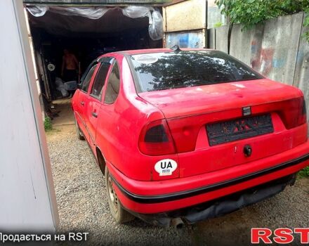 Красный Сеат Кордоба, объемом двигателя 1.6 л и пробегом 123 тыс. км за 1000 $, фото 12 на Automoto.ua