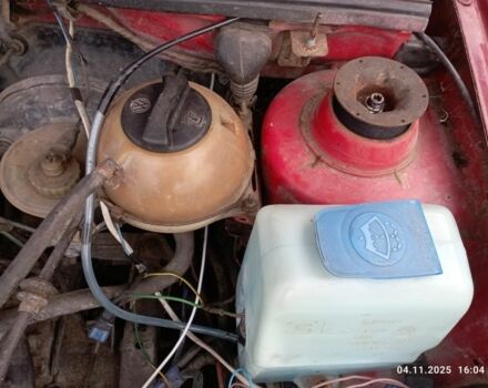 Красный Сеат Кордоба, объемом двигателя 1.4 л и пробегом 341 тыс. км за 1000 $, фото 10 на Automoto.ua