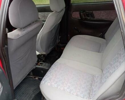 Красный Сеат Кордоба, объемом двигателя 1.4 л и пробегом 334 тыс. км за 927 $, фото 4 на Automoto.ua